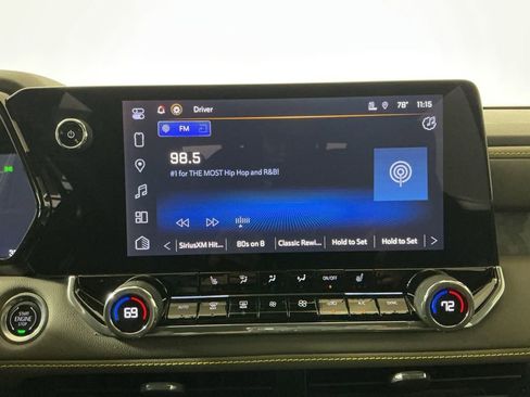 Used 2024 Chevrolet Colorado ZR2 AWD/4WD image 11