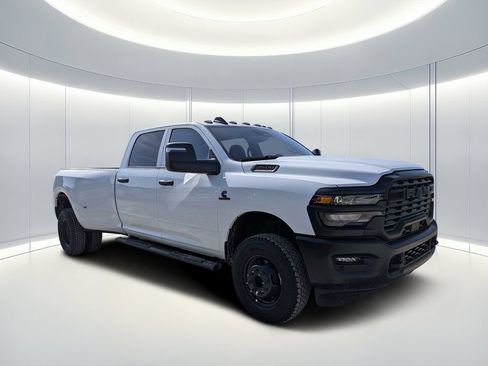 New 2026 RAM 3500 Tradesman AWD/4WD image 2