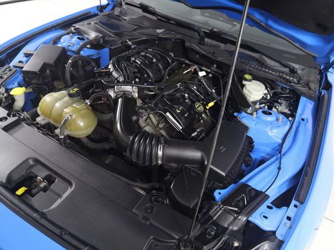 Used 2017 Ford Mustang Convertible RWD image 18
