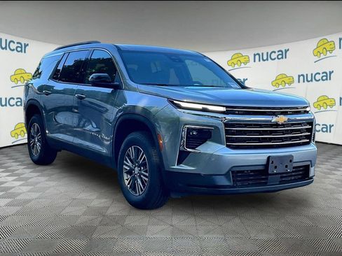New 2026 Chevrolet Traverse LT w/ LPO, Floor Liner Package AWD/4WD image 1
