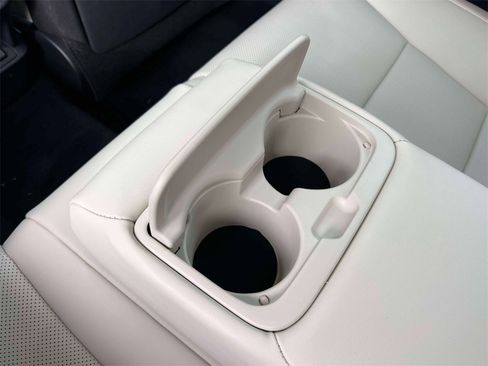 New 2025 Lexus ES 350 w/ Premium Package image 10