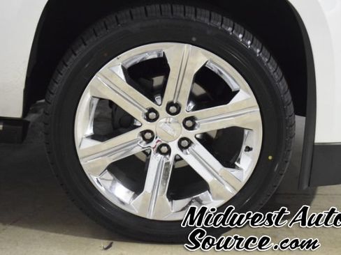 Used 2019 Cadillac Escalade Premium Luxury AWD/4WD image 10