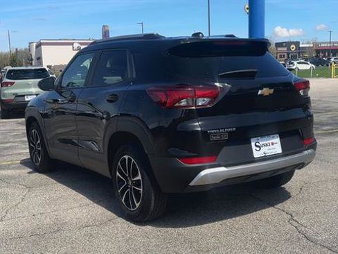 Used 2025 Chevrolet TrailBlazer LT FWD image 7