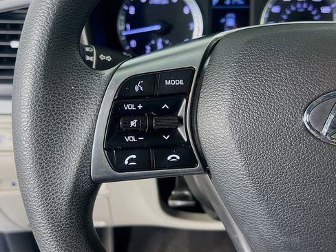 Used 2019 Hyundai Sonata SE FWD image 17
