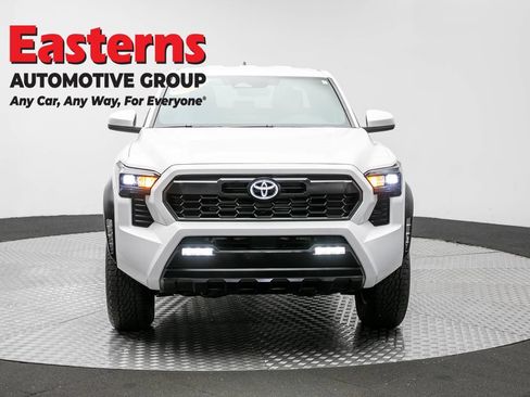 Used 2024 Toyota Tacoma TRD Off-Road AWD/4WD image 2