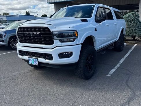 Used 2024 RAM 2500 Big Horn w/ Night Edition AWD/4WD image 1