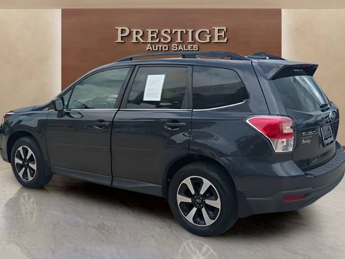 Used 2017 Subaru Forester 2.5i Limited AWD/4WD image 10