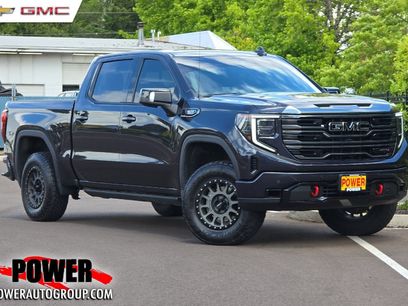 Used 2022 GMC Sierra 1500 AT4 w/ Technology Package