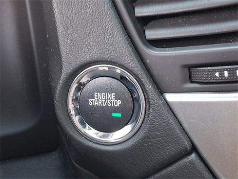 Used 2018 Chevrolet Tahoe LT image 25