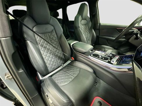 Used 2023 Audi SQ7 Prestige w/ Prestige Package AWD/4WD image 31