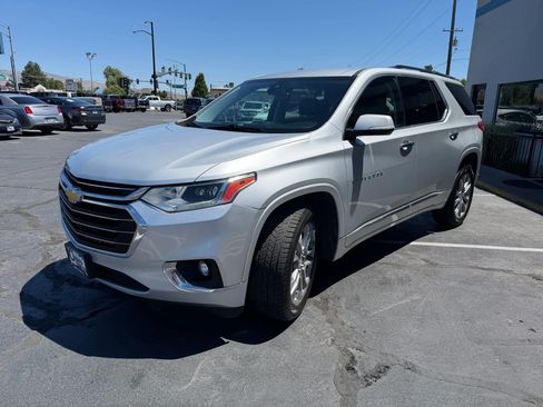 Used 2019 Chevrolet Traverse Premier AWD/4WD image 3