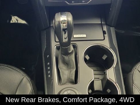 Used 2018 Ford Explorer XLT w/ Equipment Group 202A AWD/4WD image 23