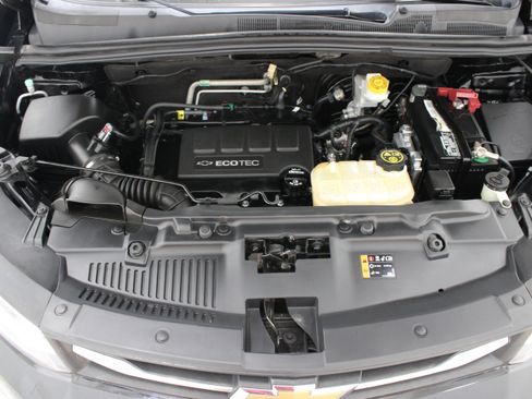 Used 2020 Chevrolet Trax LS FWD image 34