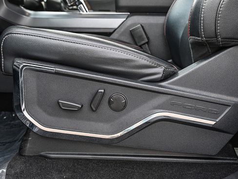 Used 2023 Ford F150 Lariat image 23