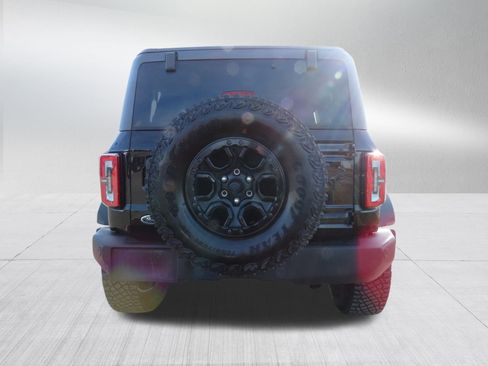 Used 2023 Ford Bronco Wildtrak image 6