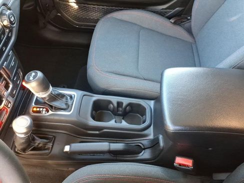 Used 2024 Jeep Wrangler Unlimited Rubicon image 14