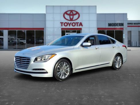Used 2016 Hyundai Genesis 3.8 image 1