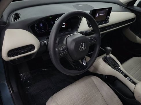 Certified 2025 Honda HR-V LX image 18