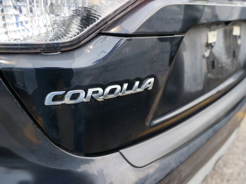 Certified 2025 Toyota Corolla LE image 11