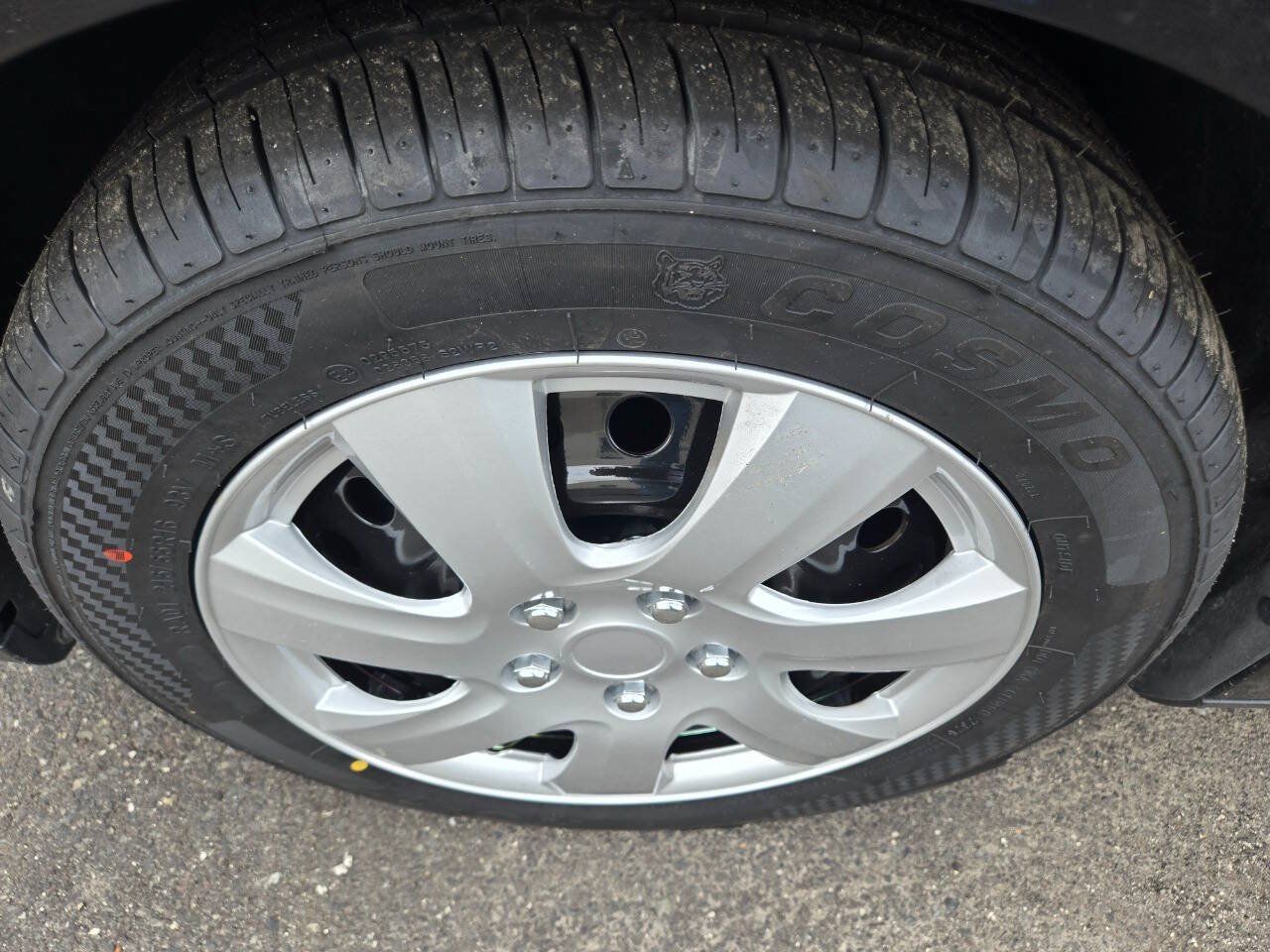 Used 2012 Ford Focus SE FWD image 24