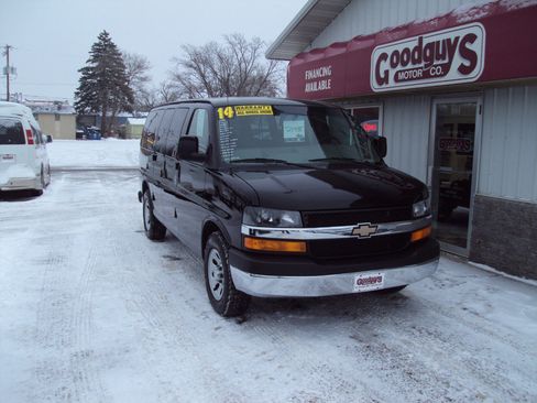Used 2014 Chevrolet Express 1500 LT w/ LT Preferred Equipment Group image 2