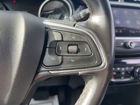 Used 2021 Buick Encore GX Select w/ Advanced Technology Package image 18