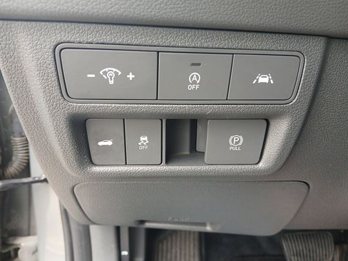 Used 2023 Hyundai Sonata SE w/ Cargo Package image 16