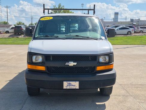 Used 2015 Chevrolet Express 2500 RWD image 2