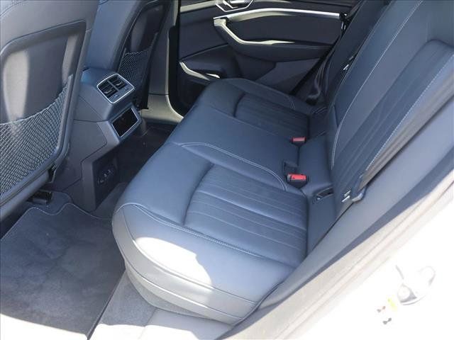 Used 2024 Audi Q8 e-tron Premium AWD/4WD image 25