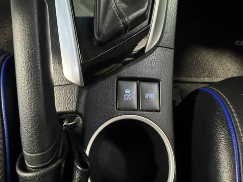 Used 2019 Toyota Corolla SE w/ SE Premium Package FWD image 20