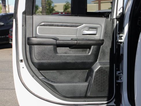 Used 2021 RAM 3500 Big Horn image 29