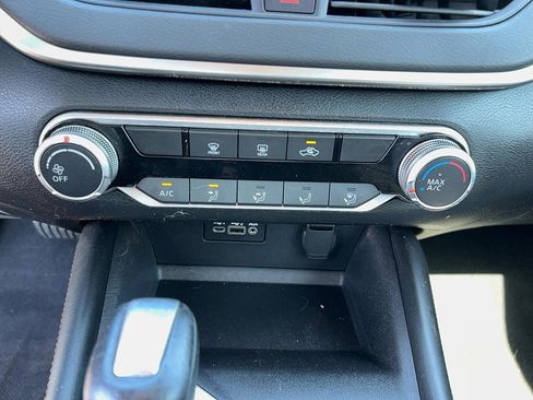 Used 2021 Nissan Altima 2.5 SR image 18