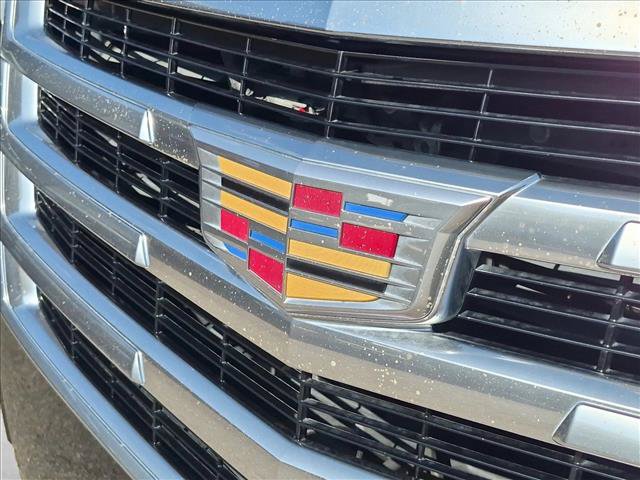 Used 2015 Cadillac Escalade Luxury AWD/4WD image 9