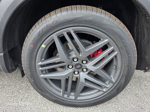 New 2026 Ford Explorer ST-Line w/ ST-Line Street Pack image 34