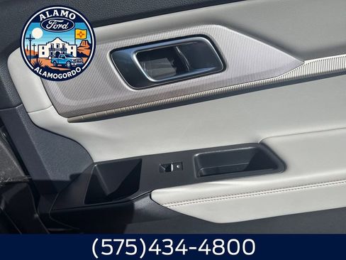 New 2026 Ford Explorer Active w/ Active Comfort Package RWD image 18
