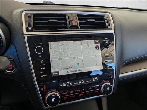 Used 2018 Subaru Outback 2.5i Limited image 12