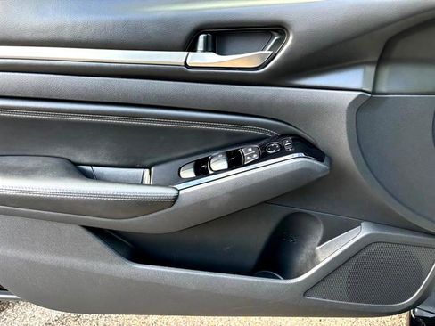 Used 2021 Nissan Altima 2.5 SV image 20