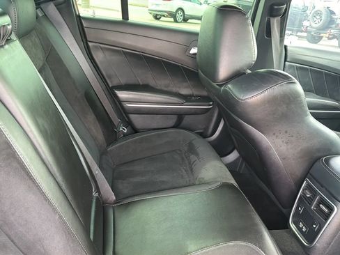 Used 2019 Dodge Charger Scat Pack w/ Dynamics Package RWD image 58