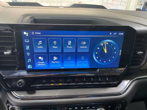 Used 2023 Chevrolet Silverado 1500 ZR2 w/ Technology Package image 29