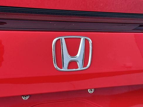 Used 2023 Honda Civic Sport image 16