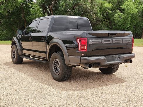 Used 2020 Ford F150 Raptor w/ Equipment Group 802A Luxury AWD/4WD image 3