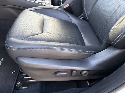 Certified 2024 Subaru Forester Limited image 30