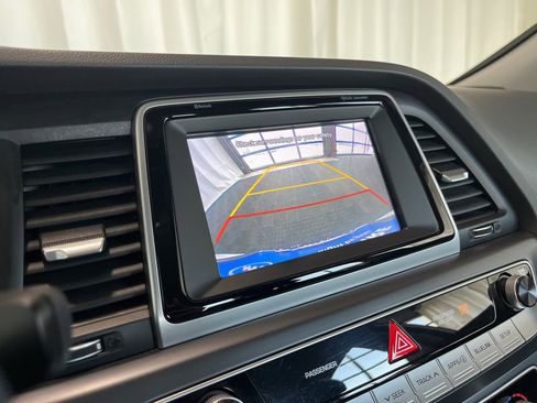 Used 2018 Hyundai Sonata SEL FWD image 14