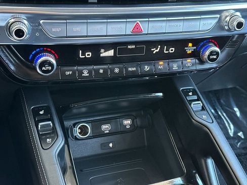 Used 2022 Kia Telluride EX FWD image 21