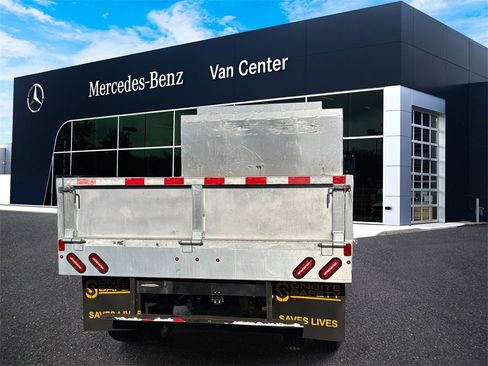 Used 2019 Mercedes-Benz Sprinter 170 w/ Chrome Grille Package image 4