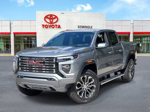 Used 2025 GMC Canyon Denali AWD/4WD image 1