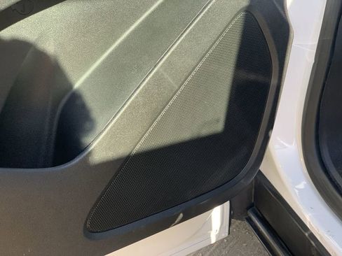 Certified 2024 Chevrolet Equinox LS FWD image 23
