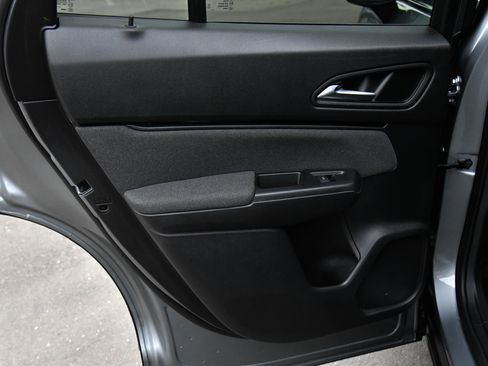 Used 2024 Honda Prologue EX image 36