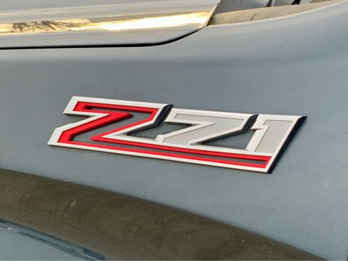 Used 2019 Chevrolet Silverado 1500 RST image 22