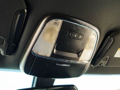 Used 2019 Dodge Charger Scat Pack RWD image 12